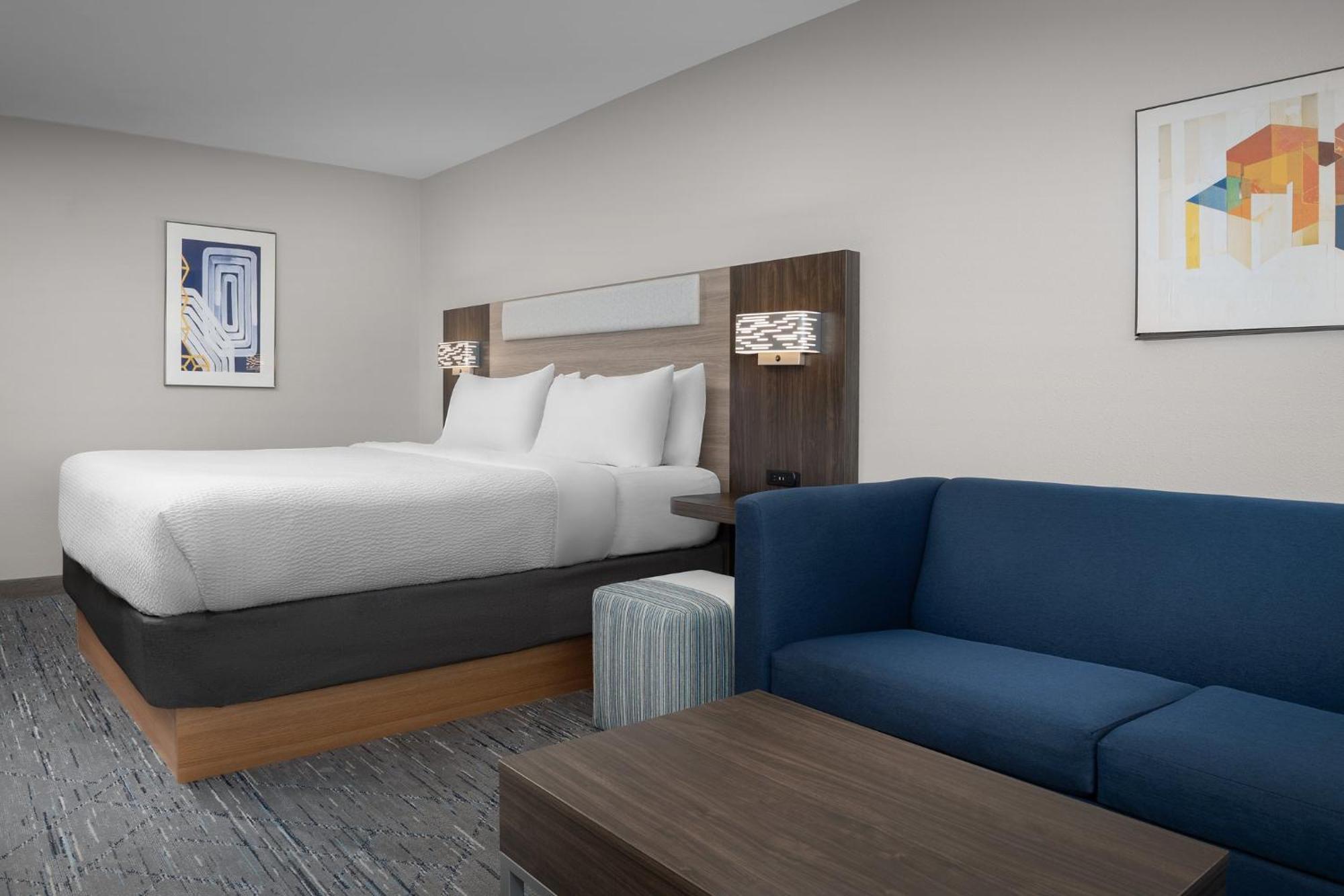 Holiday Inn Express Spokane Airport By Ihg Exterior photo