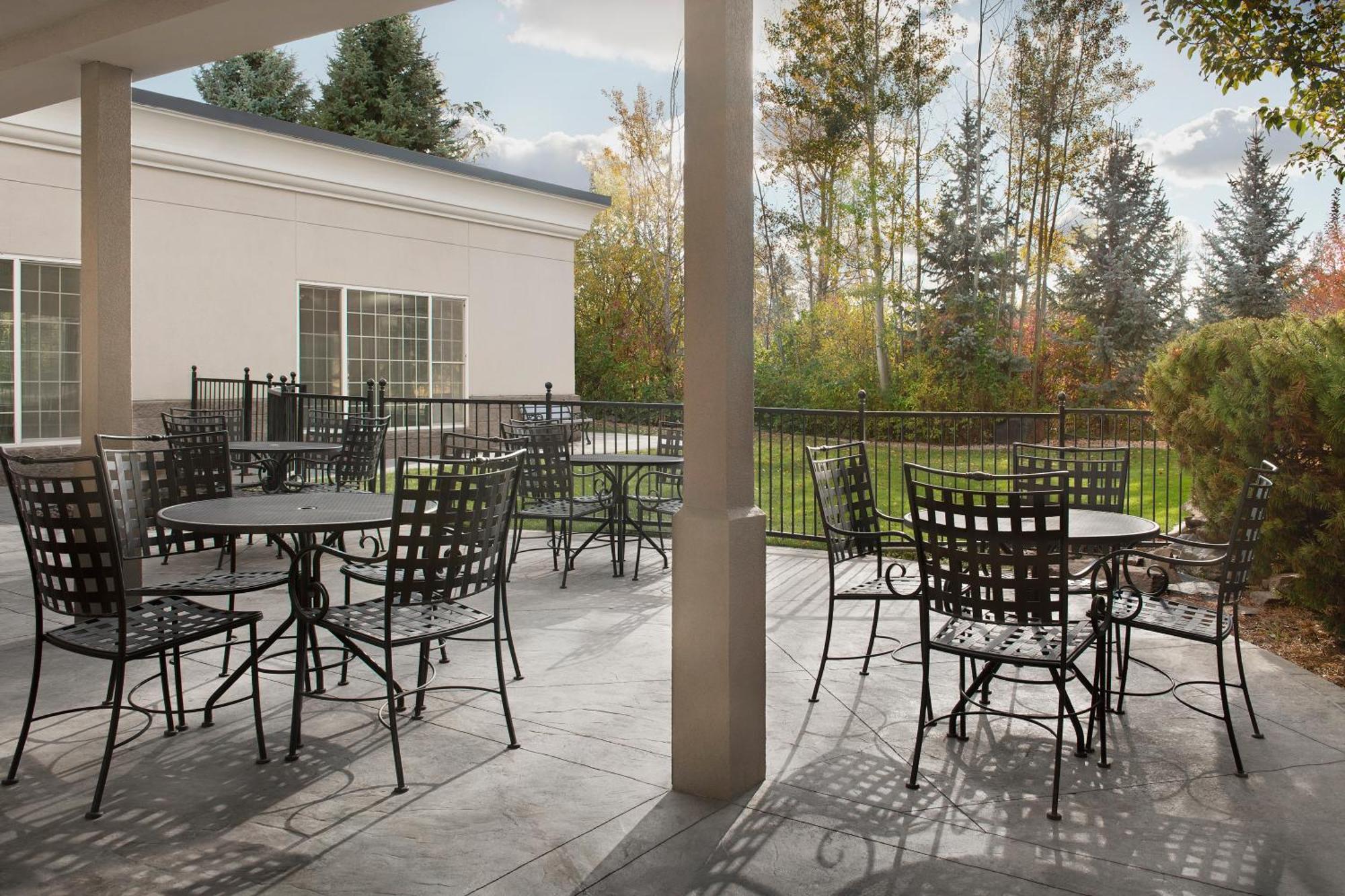 Holiday Inn Express Spokane Airport By Ihg Exterior photo